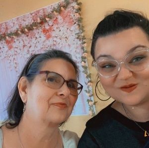 Meet your Posher, Nancy